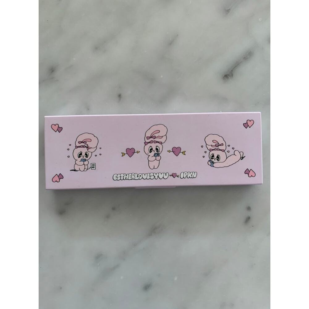 Preowned Esther Bunny IPKN Eyeshadow Kit